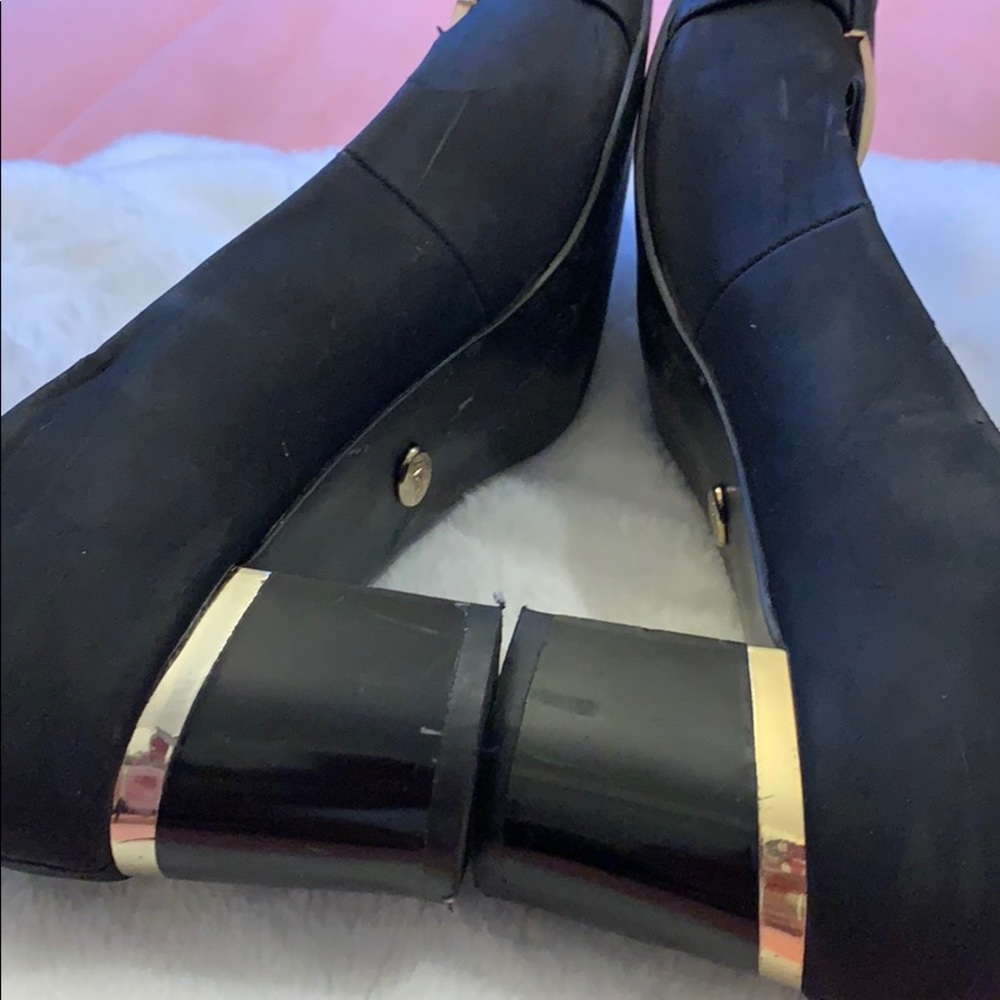 Heels - Picture 4 of 7